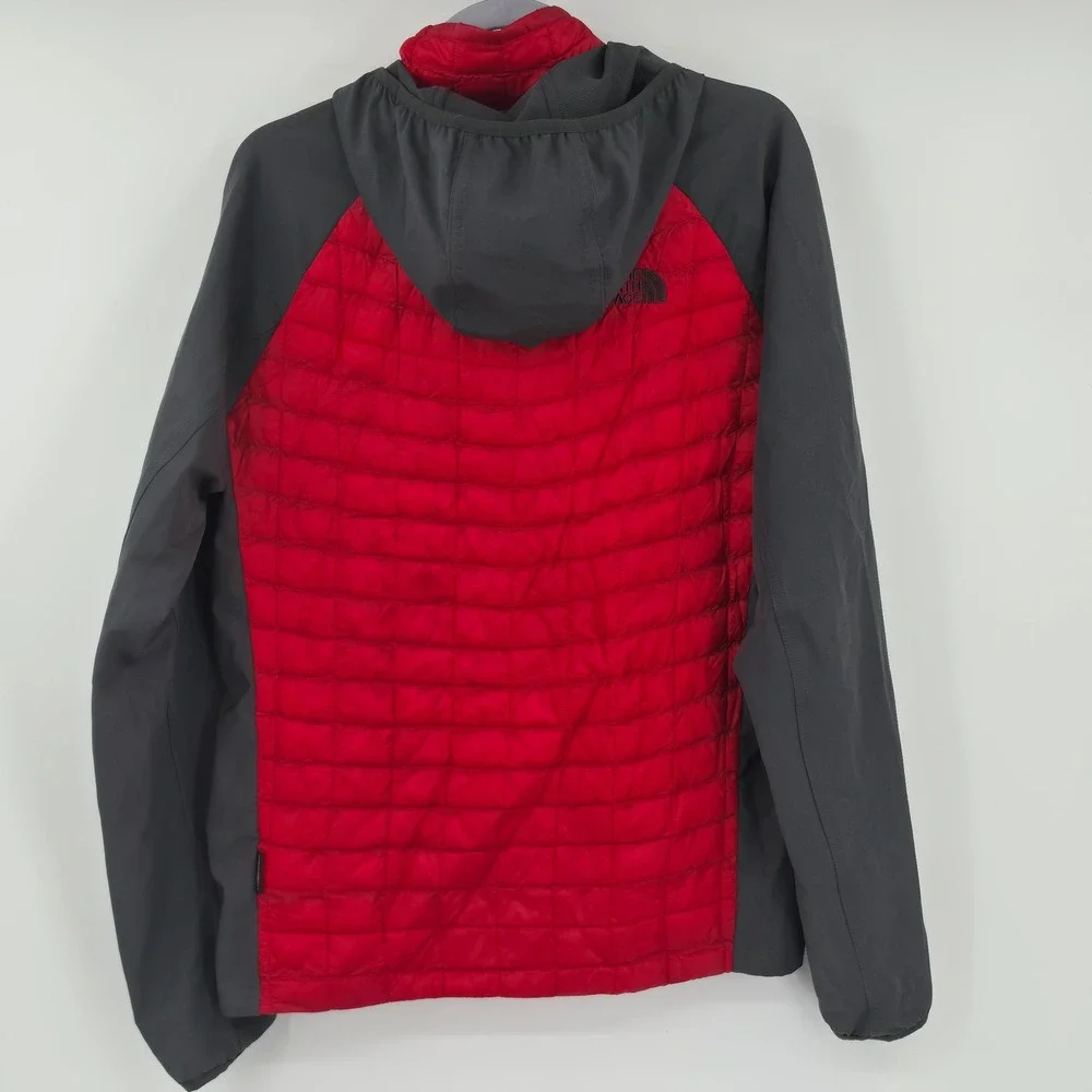 The North Face Mens S Thermoball Hybrid Quilted Puffer Jacket Red Grey Hooded